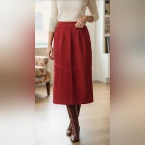 DANIER Elegant Red Suede Pencil Skirt Size 4